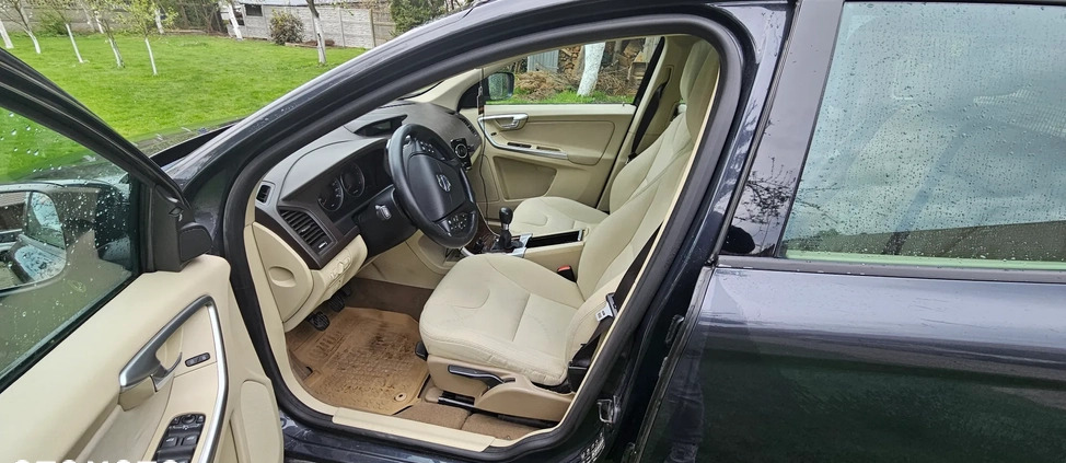 Volvo XC 60 cena 44500 przebieg: 206000, rok produkcji 2010 z Lubniewice małe 46